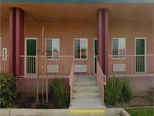 Turlock Inn Экстерьер фото